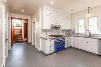 1230 SE 32nd Pl, Portland, OR 97214 - Photo 5