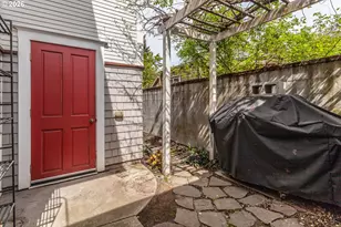 1230 SE 32nd Pl, Portland, OR 97214 - Photo 33