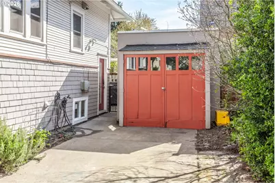 1230 SE 32nd Pl, Portland, OR 97214 - Photo 35