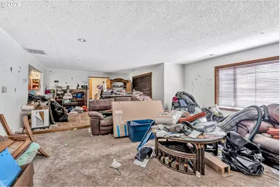 24051 S Upper Highland Rd, Colton, OR 97017 - Photo 9