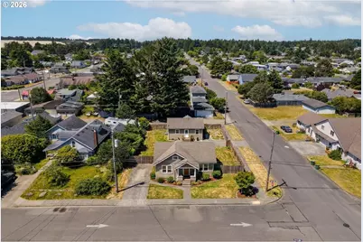Maple St #7400, Florence, OR 97439 - Photo 5