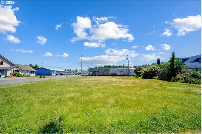 Maple St #7400, Florence, OR 97439 - Photo 7