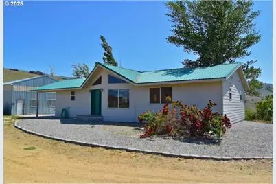 678 Road 20 NW, Waterville, WA 98858 - Photo 1
