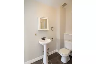 3719 S Hood Ave, Portland, OR 97239 - Photo 15
