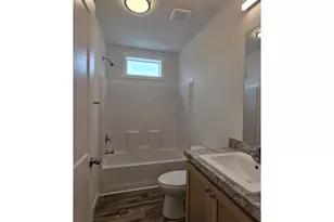 8204 SE Poppy St, Milwaukie, OR 97267 - Photo 23