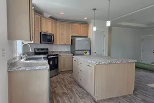 8204 SE Poppy St, Milwaukie, OR 97267 - Photo 7