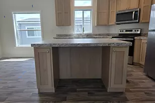 8204 SE Poppy St, Milwaukie, OR 97267 - Photo 9