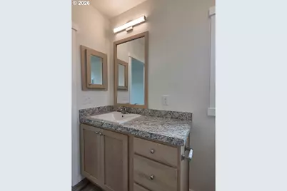 8204 SE Poppy St, Milwaukie, OR 97267 - Photo 19