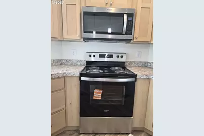8204 SE Poppy St, Milwaukie, OR 97267 - Photo 11