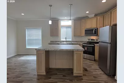 8204 SE Poppy St, Milwaukie, OR 97267 - Photo 9