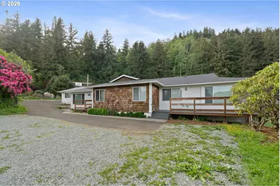 1109 Acacia Ave, Garibaldi, OR 97118 - Photo 3
