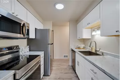 1109 Acacia Ave, Garibaldi, OR 97118 - Photo 11