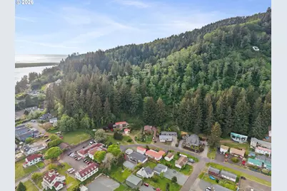 1109 Acacia Ave, Garibaldi, OR 97118 - Photo 39