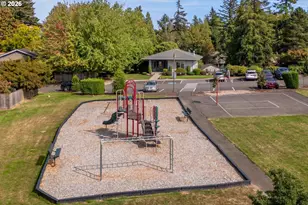 11713 SE Flavel St, Portland, OR 97266 - Photo 47
