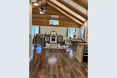 34376 State Highway 38, Scottsburg, OR 97473 - Photo 17