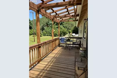 34376 State Highway 38, Scottsburg, OR 97473 - Photo 9