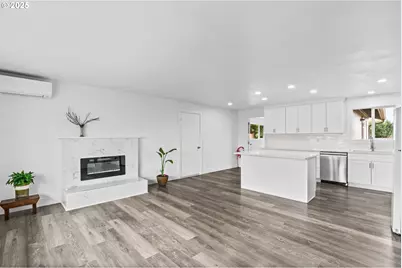 306 Broadway St, Springfield, OR 97477 - Photo 3