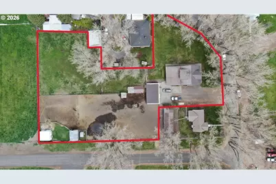 476 N Koa Ave, Burns, OR 97720 - Photo 3