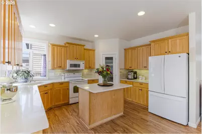 309 NW 150th Way, Vancouver, WA 98685 - Photo 9