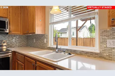3077 SE Turner Creek Dr, Hillsboro, OR 97123 - Photo 9