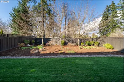 5123 E Longest Dr, Newberg, OR 97132 - Photo 31