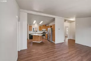 4678 La Vista Way SE, Salem, OR 97317 - Photo 5