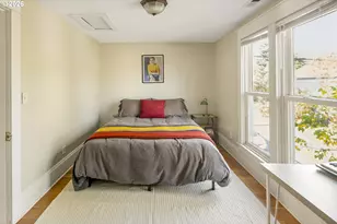 2426 NE Emerson St, Portland, OR 97211 - Photo 25