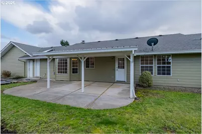 1566 NE Laurelwood Cir, Canby, OR 97013 - Photo 31