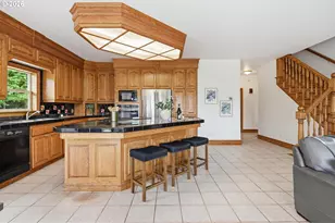 19231 NE Fairview Dr, Dundee, OR 97115 - Photo 7