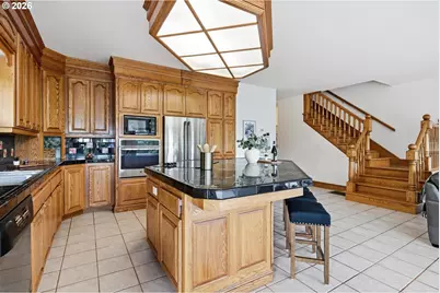 19231 NE Fairview Dr, Dundee, OR 97115 - Photo 9