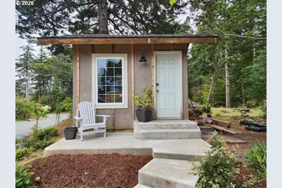 1008 Lakeshore Dr, Port Orford, OR 97465 - Photo 37