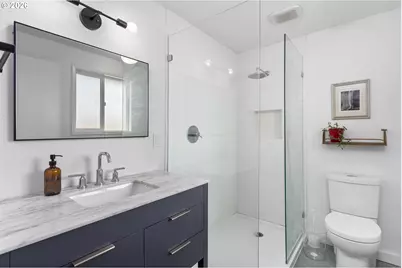 7329 N Jordan Ave, Portland, OR 97203 - Photo 9