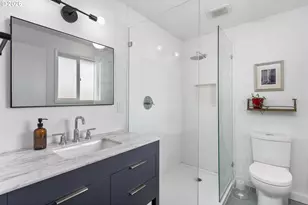 7329 N Jordan Ave, Portland, OR 97203 - Photo 9