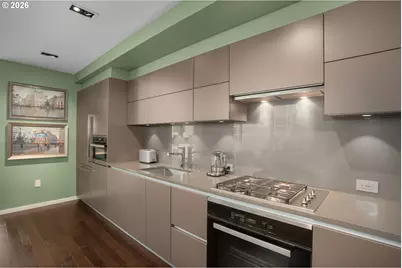 1075 NW Northrup St #409, Portland, OR 97209 - Photo 9