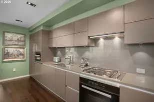 1075 NW Northrup St, Portland, OR 97209 - Photo 9