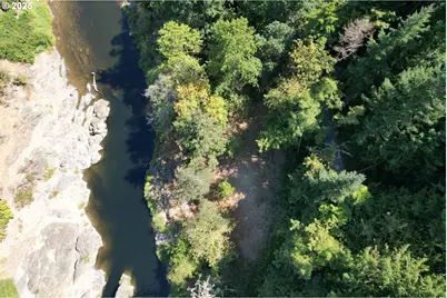 750 Ferguson Ln, Days Creek, OR 97429 - Photo 15