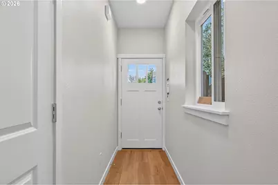 9265 E Burnside St, Portland, OR 97216 - Photo 3