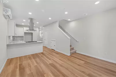 9265 E Burnside St, Portland, OR 97216 - Photo 9