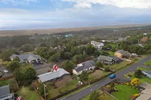 89655 Sea Breeze Dr, Warrenton, OR 97146 - Photo 9