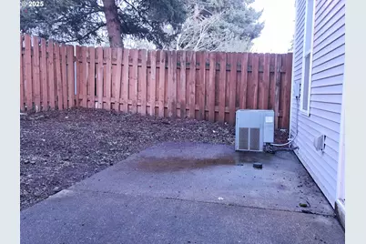 11829 SE Mill Ct, Portland, OR 97216 - Photo 23