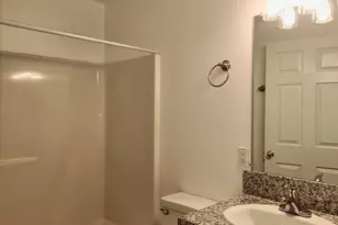 11829 SE Mill Ct, Portland, OR 97216 - Photo 13