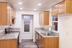 11829 SE Mill Ct, Portland, OR 97216 - Photo 7