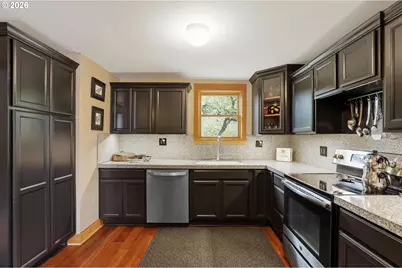 7104 N Princeton St, Portland, OR 97203 - Photo 13