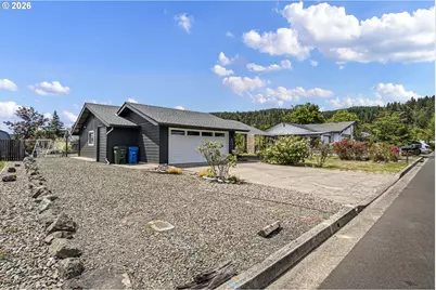 229 N Grove Ln, Sutherlin, OR 97479 - Photo 41