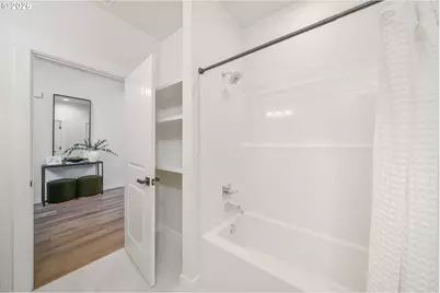 516 W 20th Way, La Center, WA 98629 - Photo 13