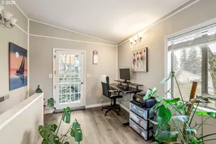 1215 NE 157th Ave, Portland, OR 97230 - Photo 17