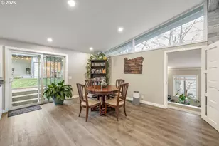 1215 NE 157th Ave, Portland, OR 97230 - Photo 13