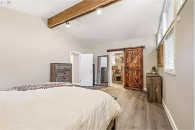 1215 NE 157th Ave, Portland, OR 97230 - Photo 21
