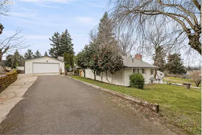 1215 NE 157th Ave, Portland, OR 97230 - Photo 3