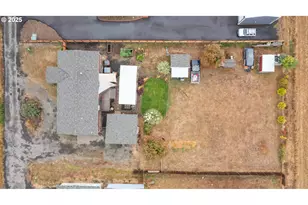 1305 Ash St, Brownsville, OR 97327 - Photo 43